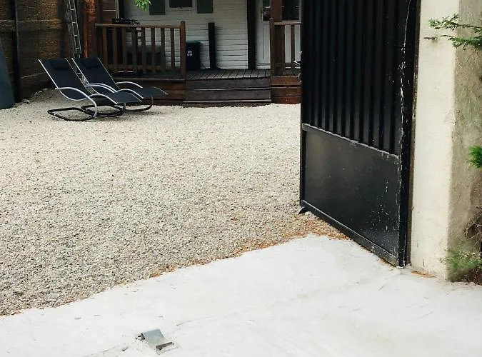 Mobil-Home Sur Terrain Prive