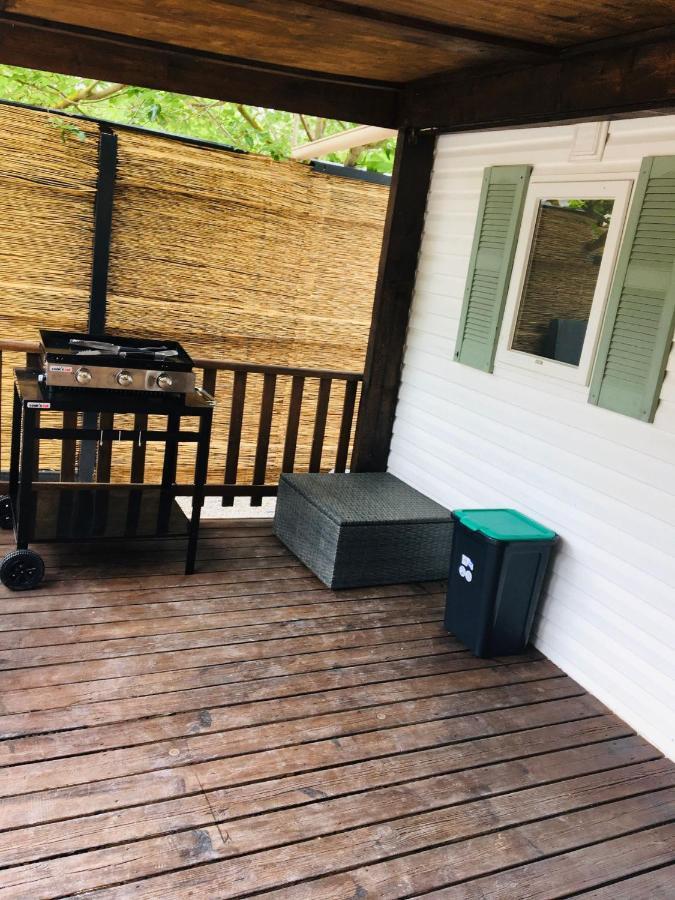 Mobil-home Sur Terrain Prive Campsite *